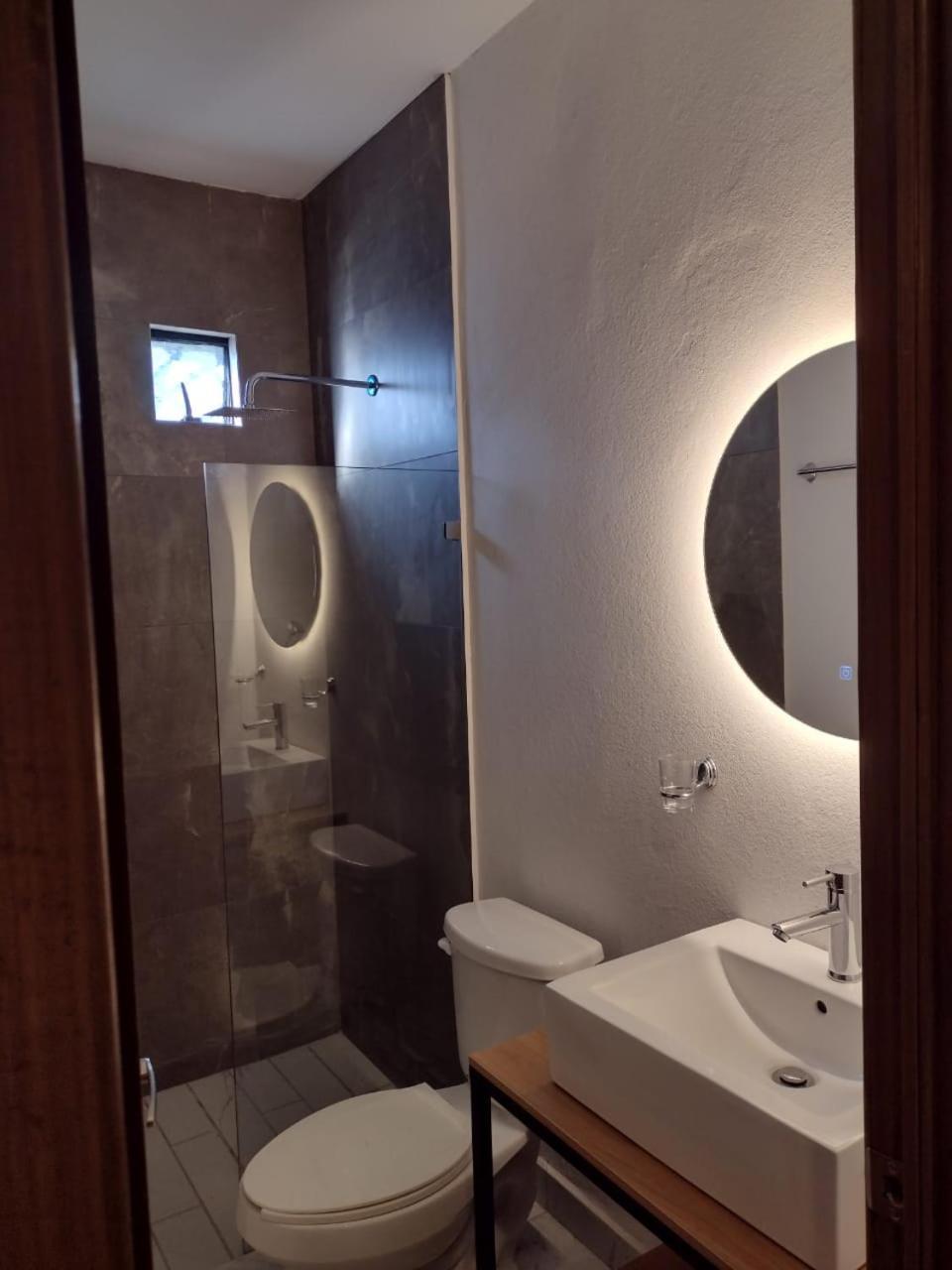 Vidrio Suites Col Americana 瓜达拉哈拉 外观 照片